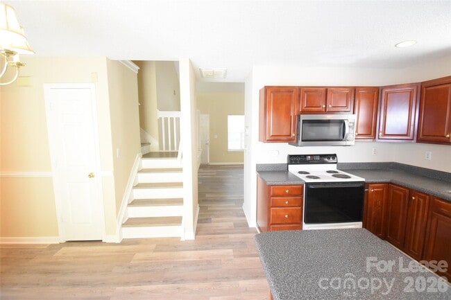 Building Photo - 1814 Birch Heights Ct