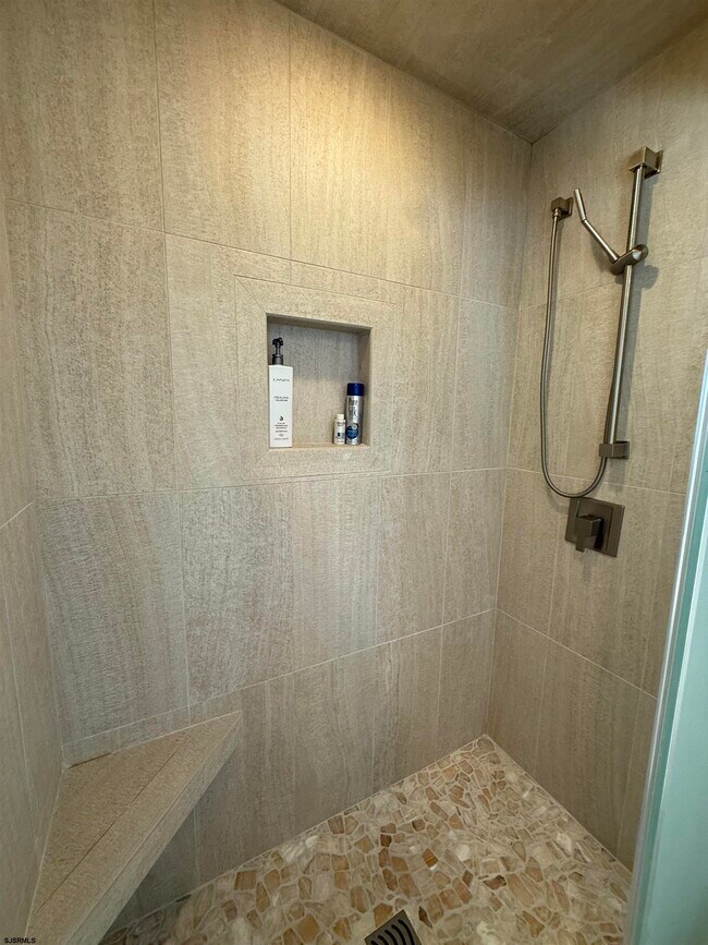 Building Photo - 103 S Andover Ave