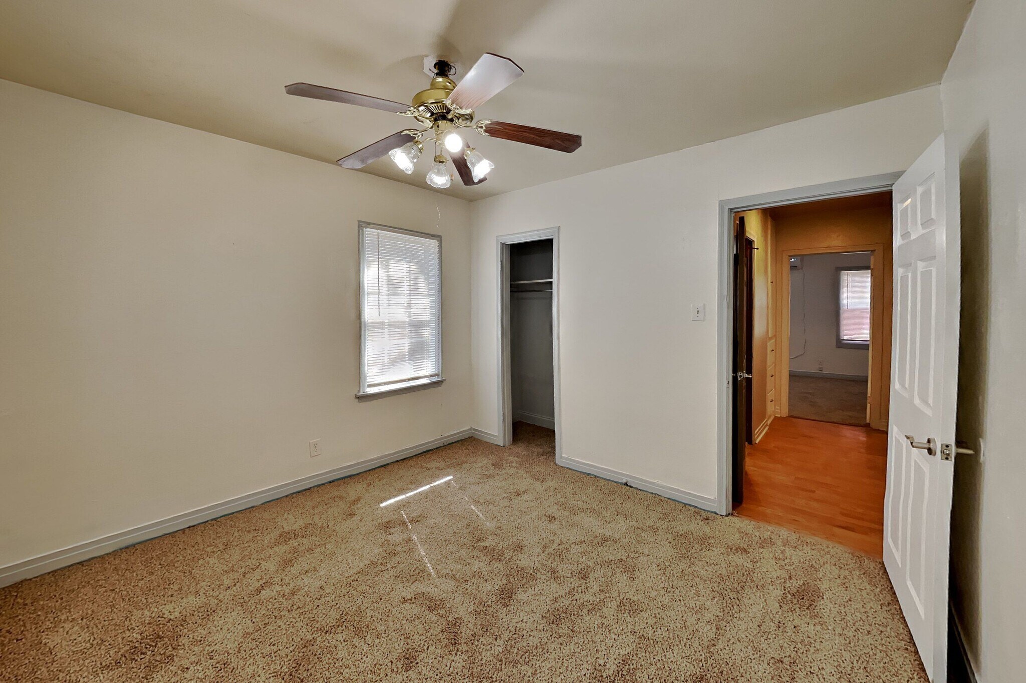 Building Photo - 2427 25th St