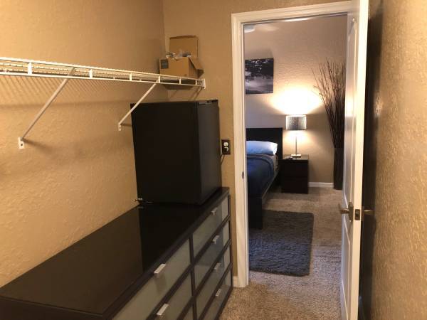 Building Photo - 1165 Bryn Mawr Dr