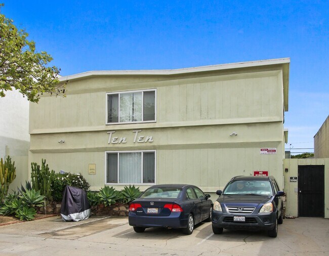 Building Photo - 1010 Pico Blvd in Santa Monica.  Walk to the beach and Main St!