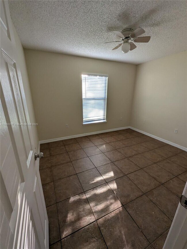 Building Photo - 78 Pine Grove Dr