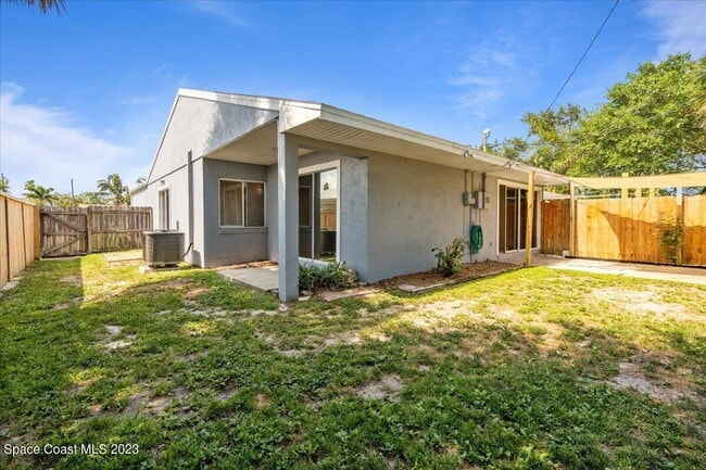 Building Photo - 131 3rd Ave