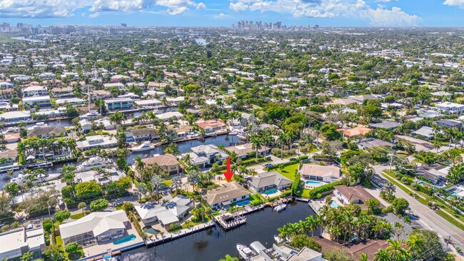 Building Photo - 2813 NE 29th St