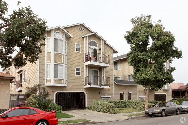 Building Photo - Cape Cod Apartments