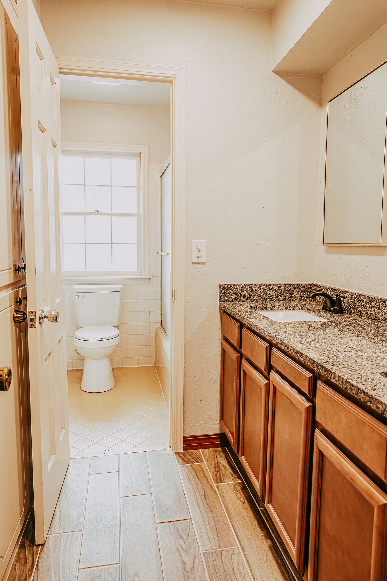 Bathroom - 5331 Indian Hill Rd