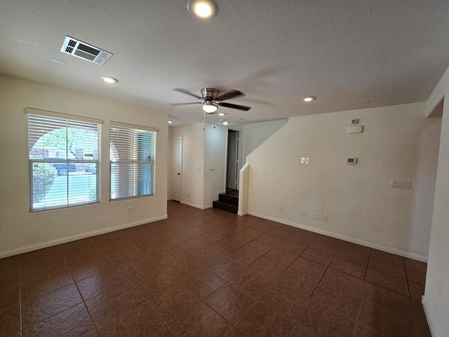 Building Photo - A Fabulous 3 Bedroom, 2 Bathroom  HOME IN ...