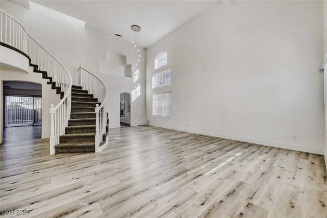 Building Photo - 1716 Tesara Vista Pl