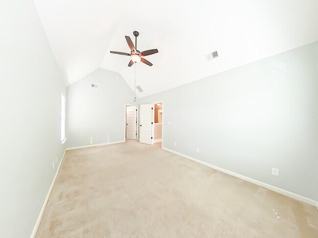 Building Photo - 2476 Sunflower Dr