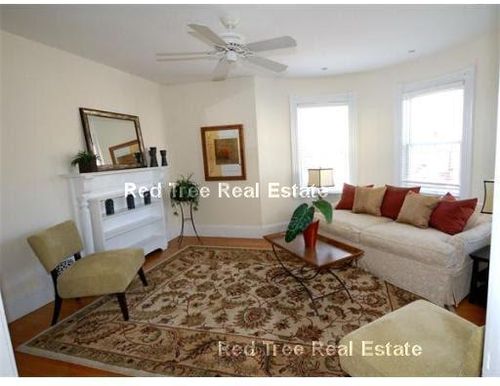 Primary Photo - 98 Day St