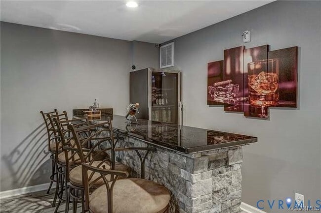 Building Photo - 441 Creekwillow Dr