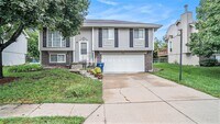 Building Photo - CHALCO POINT SPLIT LEVEL