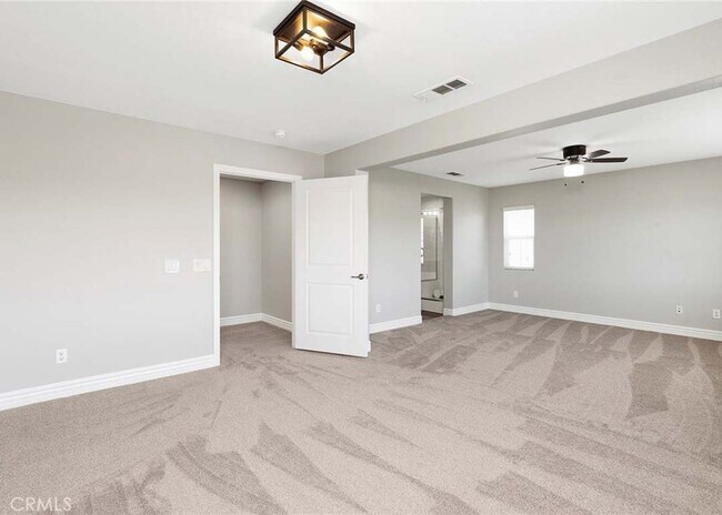 Building Photo - Hatton Garden Ct.