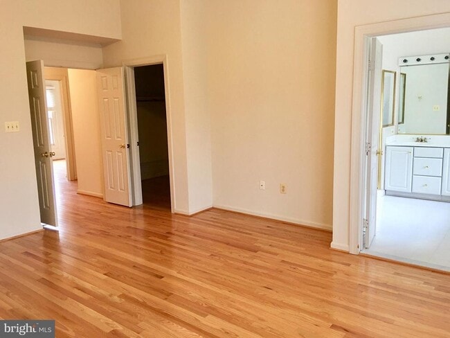 Building Photo - 2253 Journet Dr