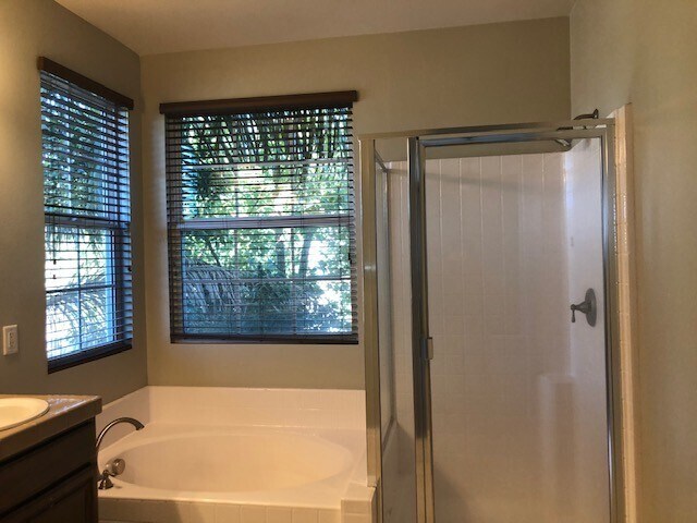 Building Photo - 31316 Strawberry Tree Ln