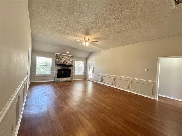 Building Photo - 7724 Sagebrush Ct N