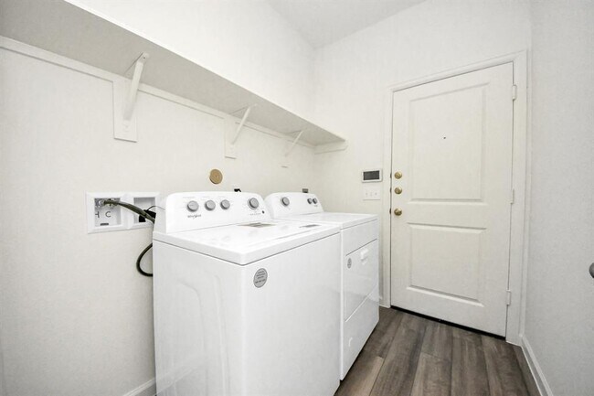 Building Photo - 1804 Corsica Crk Ln