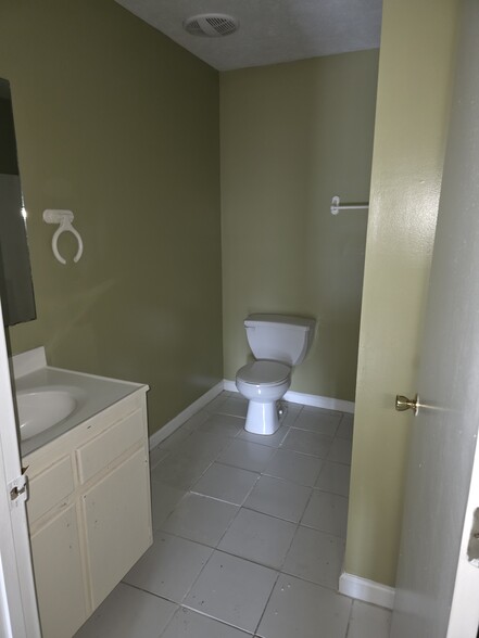 Building Photo - 705 Colleton St