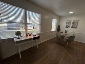 Building Photo - 134-134 Northwood Dr