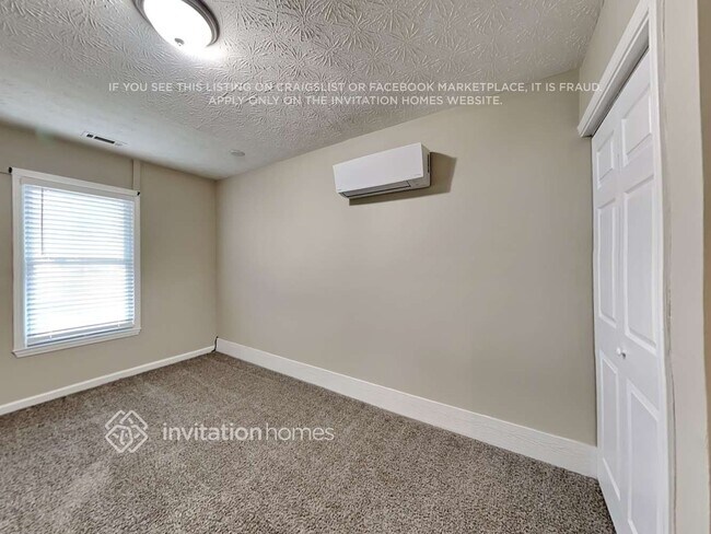 Building Photo - 30 Sable Cir