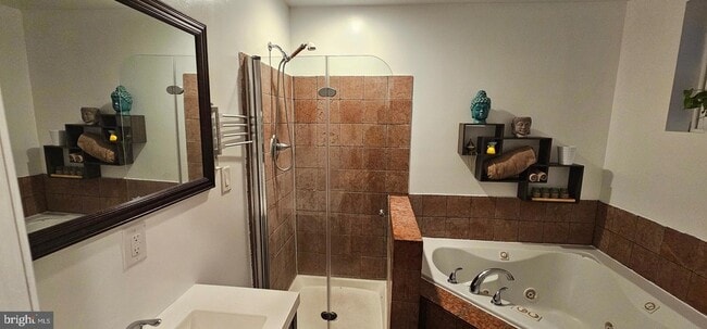 Building Photo - 2206 Eutaw Pl