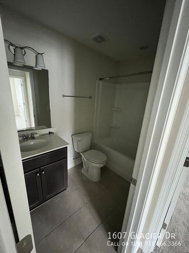 Building Photo - 1607 Glacier Dr