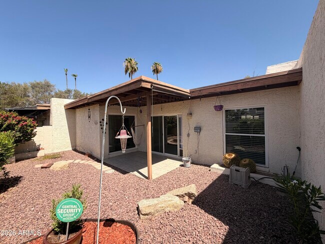 Building Photo - 3243 N 38th St