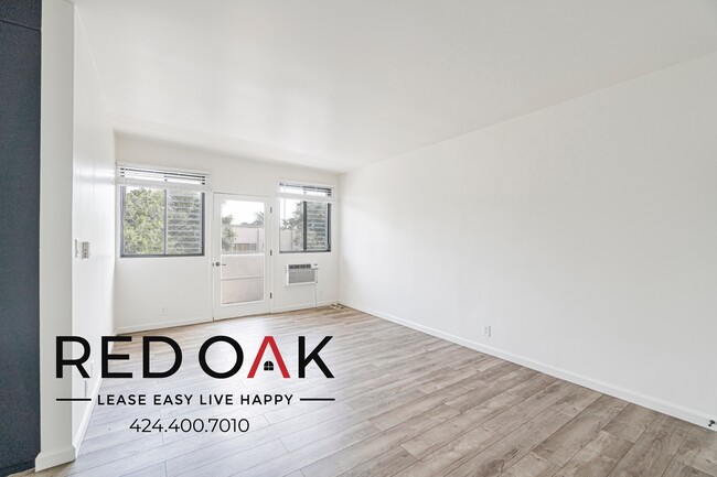 Building Photo - 1051 1/4 N Ogden Dr-6