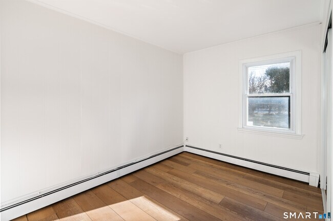 Building Photo - 1329 Stillwater Rd