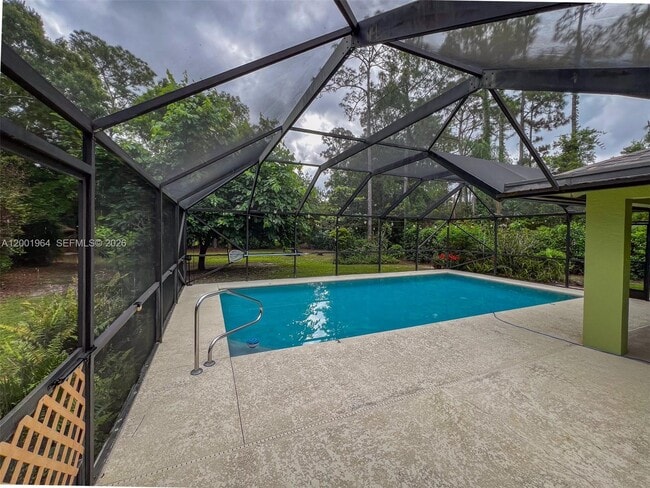 Building Photo - 16332 122nd Dr N