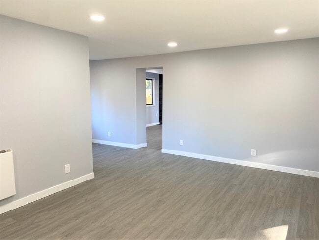 Building Photo - 23601 58th Ave W