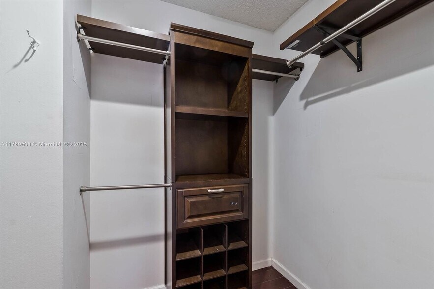 Building Photo - 4576 SW 139th Ct
