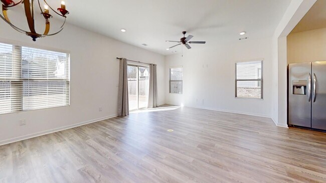 Building Photo - 138 Northern Flicker Dr