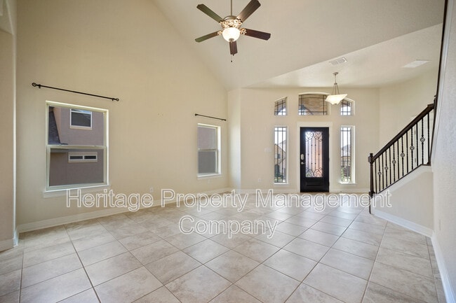 Building Photo - 18814 Edwards Edge