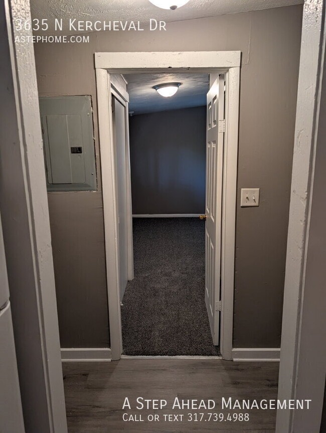 Building Photo - 3635 N Kercheval Dr