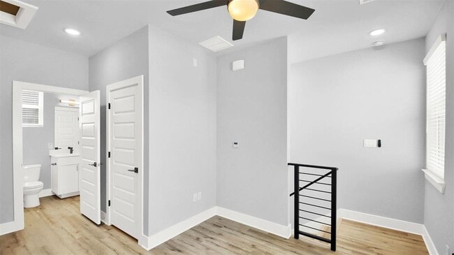 Building Photo - 7204 Meador Ave