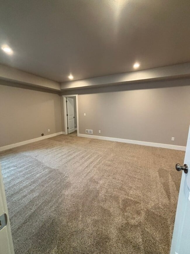 Building Photo - 1333 Alyssa Way