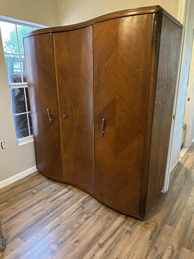 large antique wardrobe - 2811 Buena Vista St