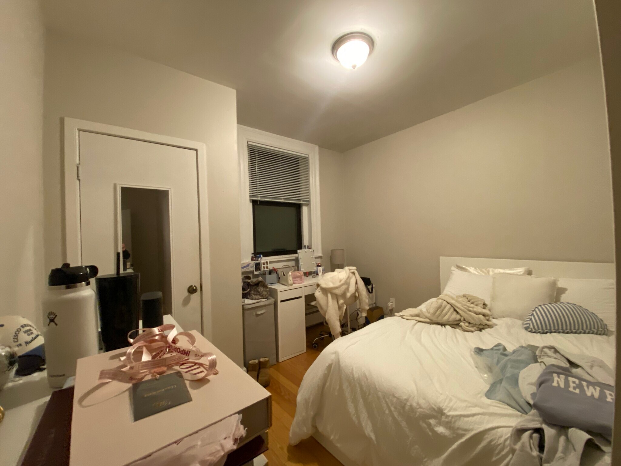 Building Photo - 42 Fenway