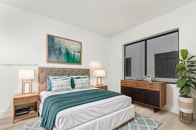 Building Photo - 858 NW 3rd St