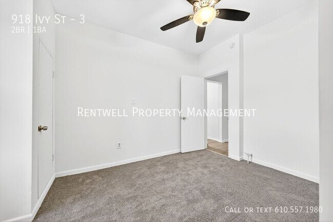 Building Photo - 918 Ivy St