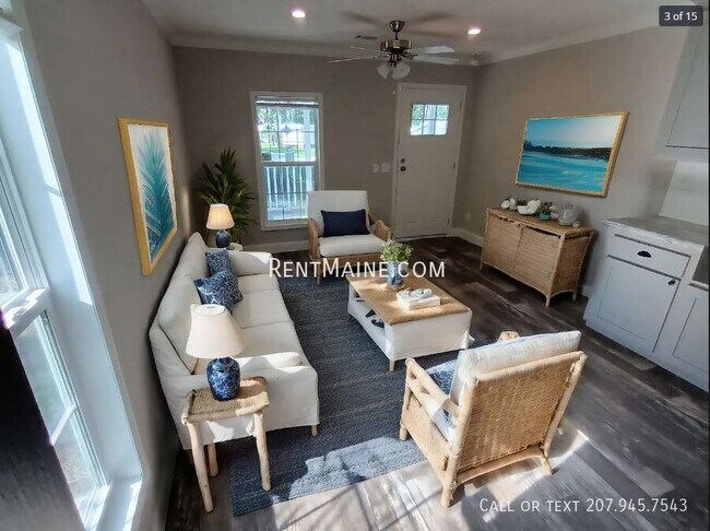 Building Photo - 516 SE 4th St