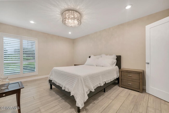 Building Photo - 4642 Park Granada Park