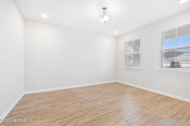 Building Photo - 327 Wambaw Dr