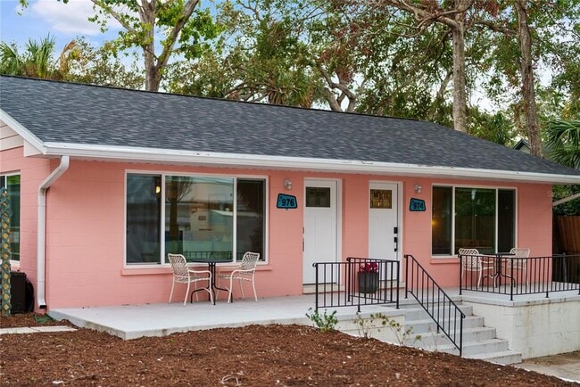 Primary Photo - 974 Tennessee Ln