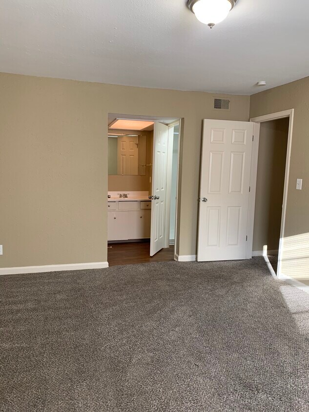 Antioch Crossing Overland Park Ks Apartment Finder