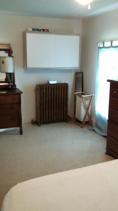 Building Photo - 1 Bed 1 Bath Upper Unit