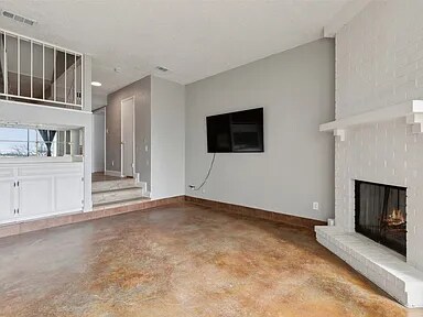 Building Photo - 3931 Roma Ct