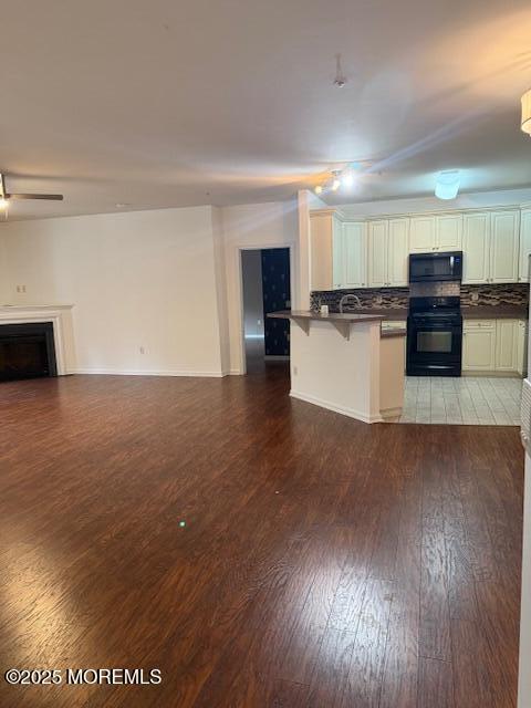 Building Photo - 414 Sloan Ct