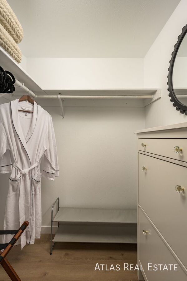 Building Photo - 5210 Quay St